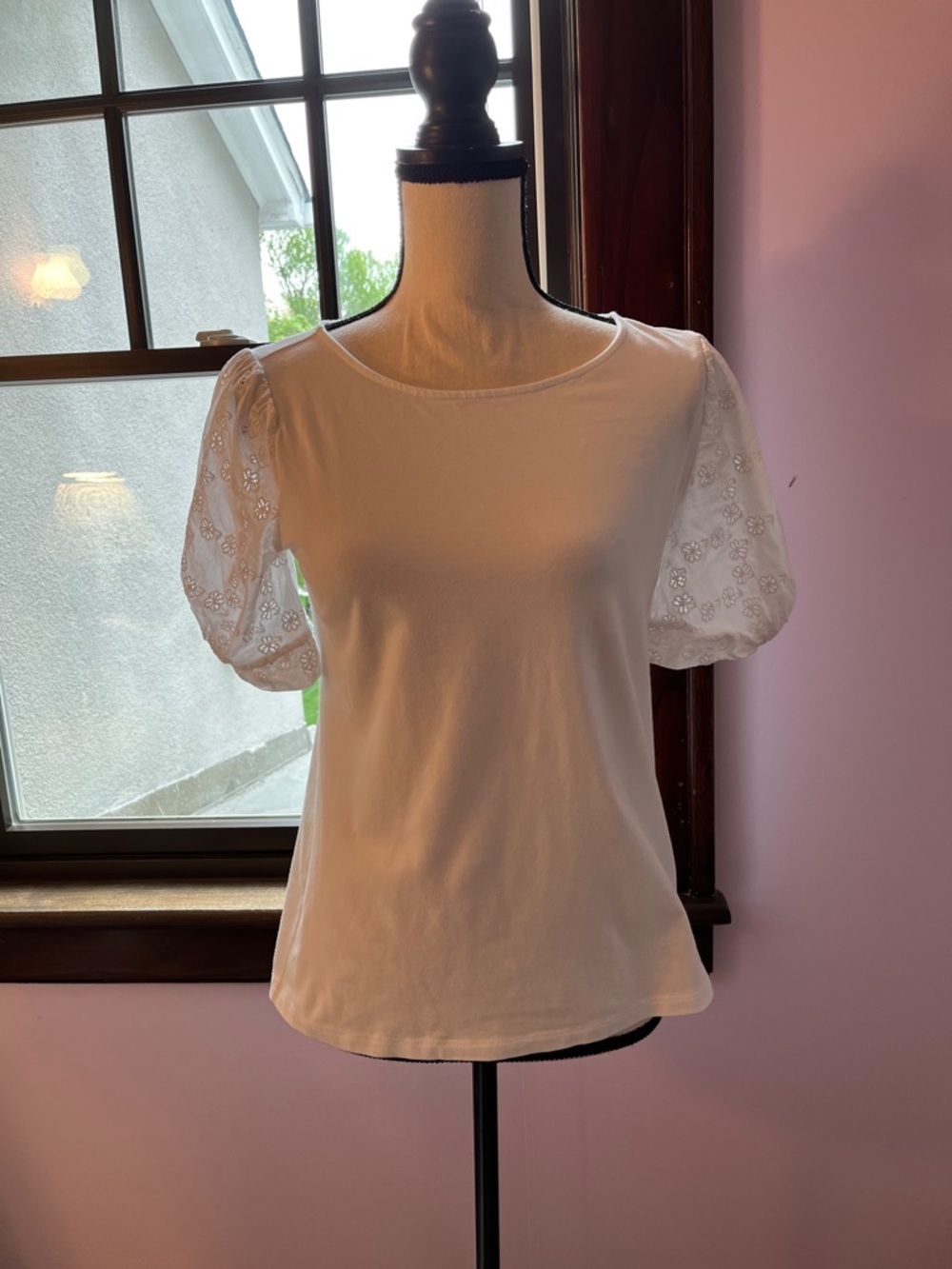 Talbots White Puff-Sleeve Eyelet Tee